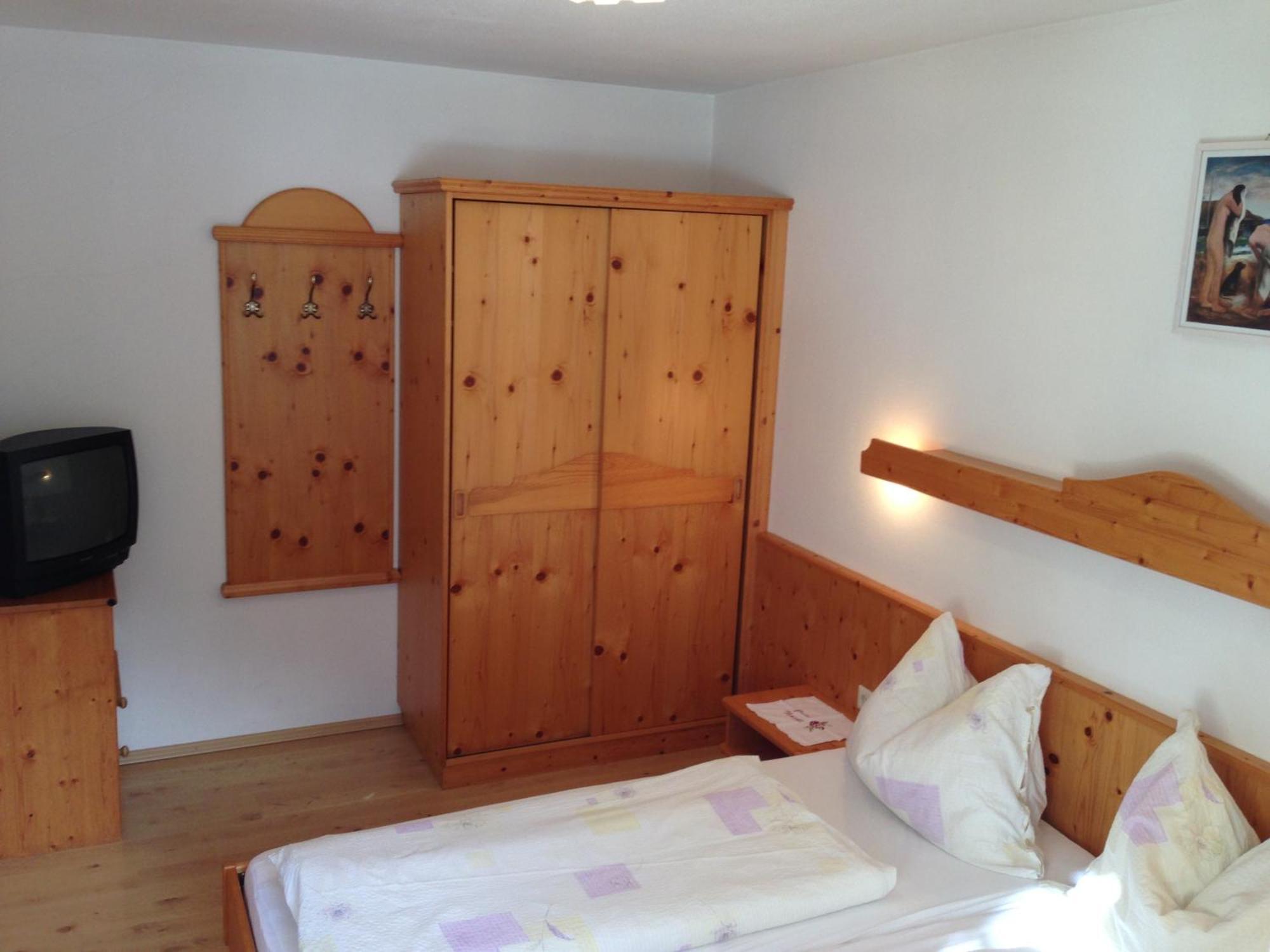 Appartement O. Tom'S Huette Нойщифт им Щубайтал Екстериор снимка